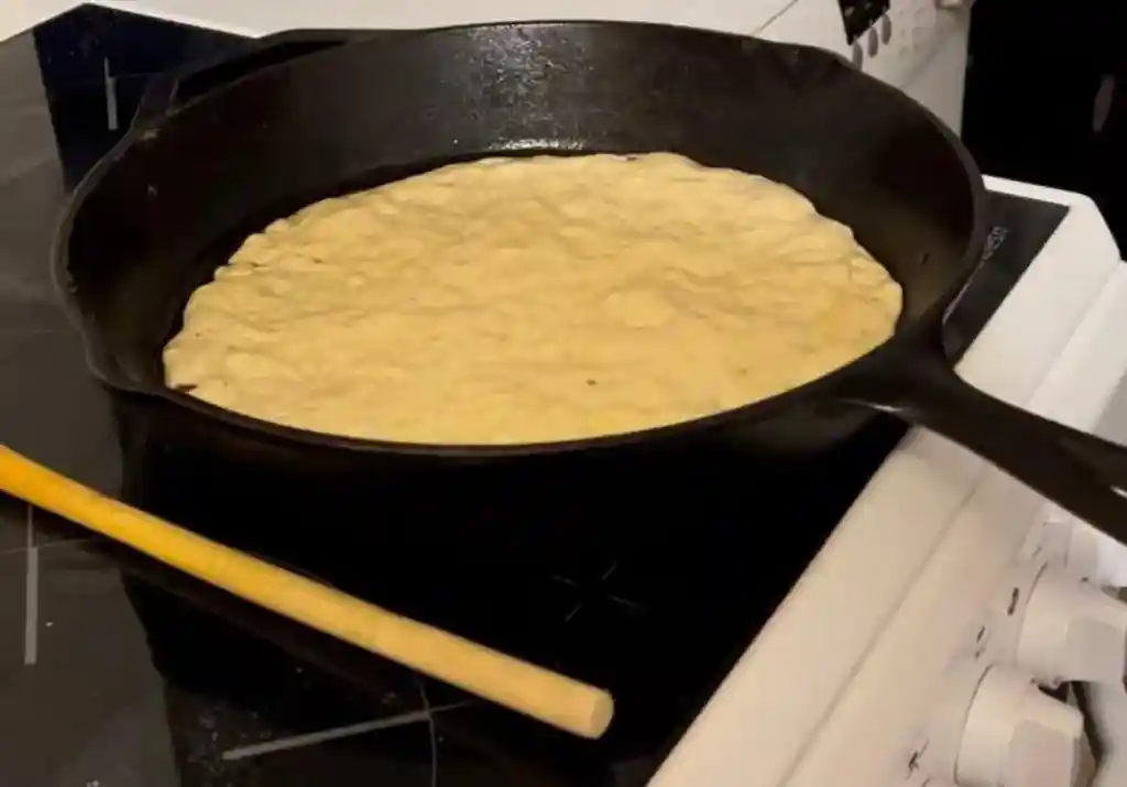 cast iron pizza
